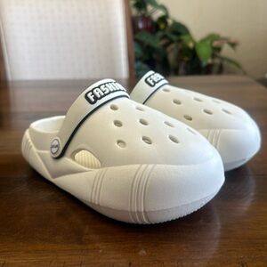 Casual Non Slip Soft Sole Clogs For Boys And Girls